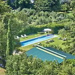 Апарт-отель Castello Di Vezio