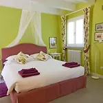 아파트호텔 Castello Di Vezio 4*