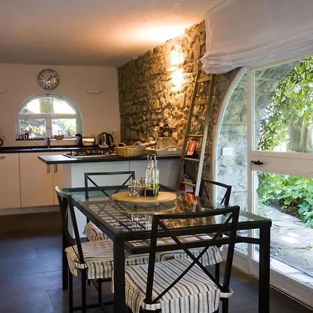 Aparthotel Castello Di Vezio 4*