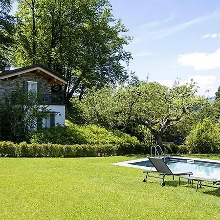 Castello Di Vezio Lägenhetshotell 4*