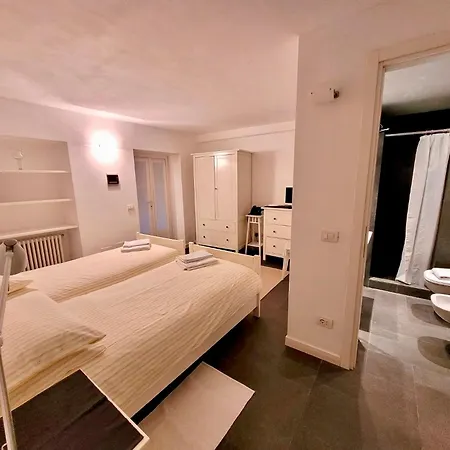 Castello Di Vezio Lägenhetshotell 4*