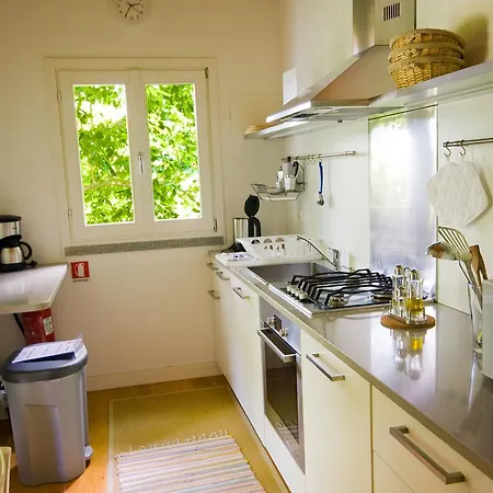 Lägenhetshotell Castello Di Vezio 4*