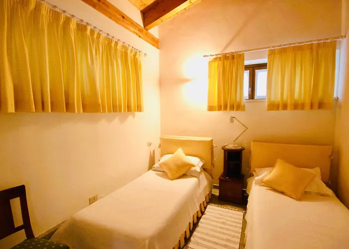 Castello Di Vezio 4*