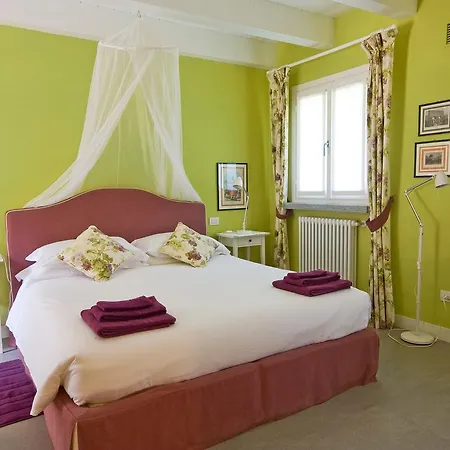 Lejlighedshotel Castello Di Vezio 4*