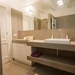 Hotel apartamentowy Castello Di Vezio