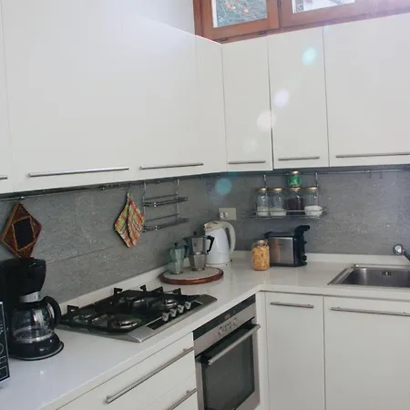 Castello Di Vezio Apart Otel Varenna