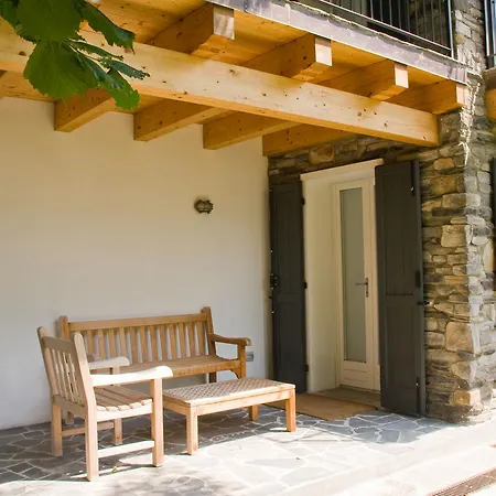 アパートホテル Castello Di Vezio 4*