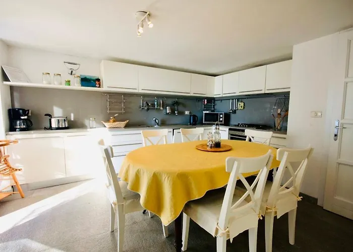 Castello Di Vezio 4* Варенна