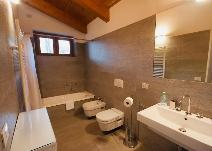 Апарт-отель Castello Di Vezio 4*