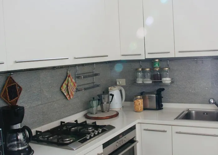 Castello Di Vezio Апарт-отель Варенна